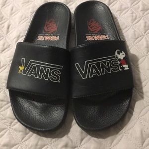 Vans (slippers)